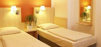 Hotel Jgh -